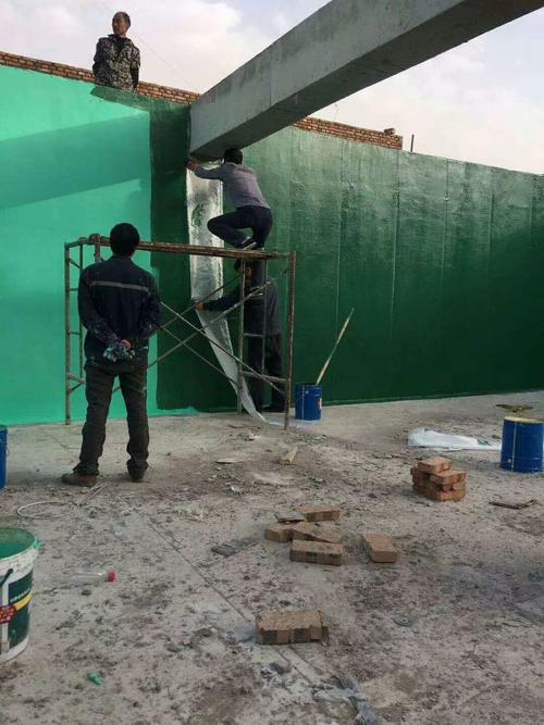 轮台针对老旧车间地面普遍存在的起砂、裂缝问题